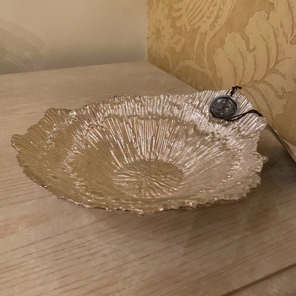 NEW Artistic Accents Genuine Silver Dish